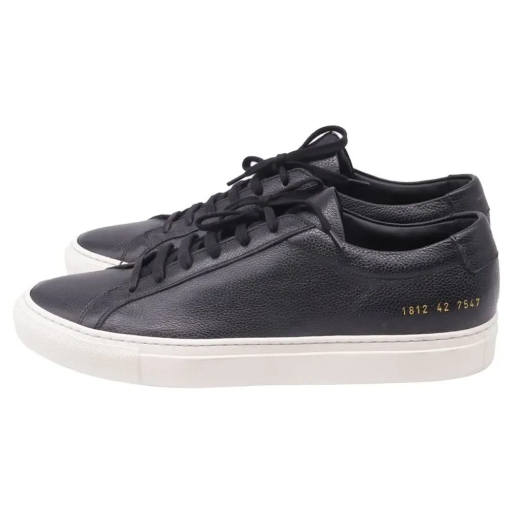 Common Projects Achilles Low Grained Sneakers in Black Leather